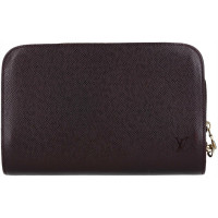 Louis Vuitton Clutch Leer in Rood