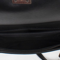 Chanel Boy Bag aus Lackleder in Schwarz