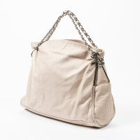 Chanel Umhängetasche aus Leder in Beige