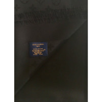Louis Vuitton Monogram Tuch en Soie en Noir