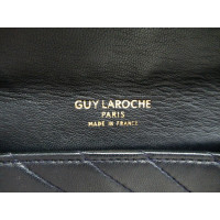 Guy Laroche Handbag Leather in Blue