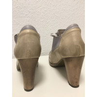 Candice Cooper Chaussures à lacets en Cuir en Beige
