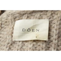 Dôen Knitwear in Beige