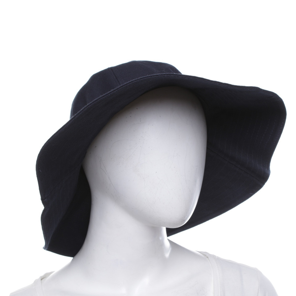 Armani Hat in dark blue