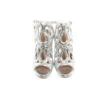 Alaïa Sandalen aus Leder in Silbern