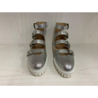 Alberto Guardiani Sandalen aus Leder in Silbern