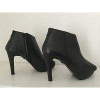 Schumacher Ankle boots Leather in Black