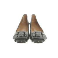 Chloé Slippers/Ballerinas Patent leather in Grey