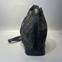 Fendi Schoudertas Canvas in Bruin