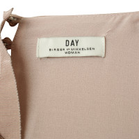 Day Birger & Mikkelsen Robe en soie rose poussiéreux