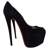 Christian Louboutin Pompes Suede