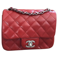 Chanel Classic Flap Bag Mini Square en Cuir en Rouge