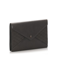 Yves Saint Laurent Clutch aus Leder in Schwarz