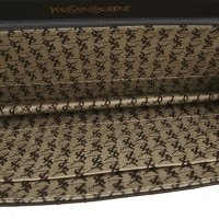 Yves Saint Laurent Clutch aus Leder in Schwarz