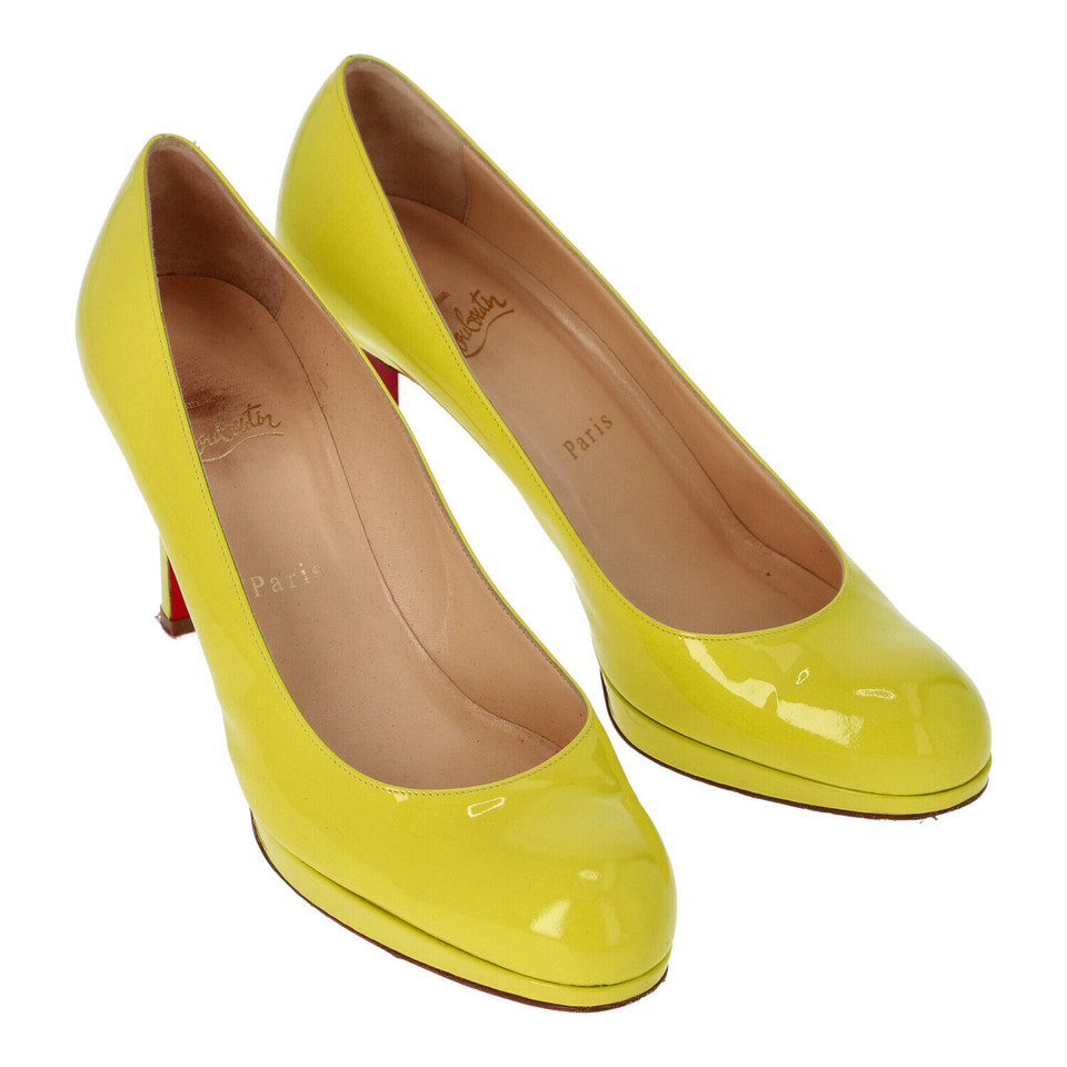 Christian Louboutin Pumps/Peeptoes Patent leather in Yellow