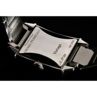 Girard Perregaux Armbanduhr aus Stahl in Silbern