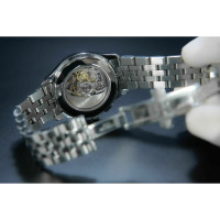 Zenith Armbanduhr in Silbern