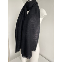 Chanel Schal/Tuch aus Kaschmir in Schwarz