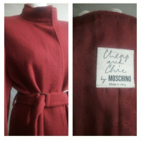 Moschino Cheap And Chic Jacke/Mantel in Bordeaux