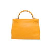 Hermès Kelly Bag 32 aus Leder in Gelb
