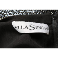 Ella Singh Oberteil aus Seide in Schwarz