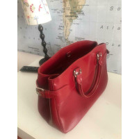 Louis Vuitton Passy GM in Rot