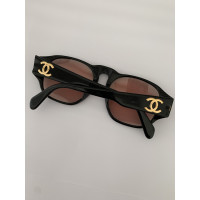 Chanel Occhiali da sole in Nero