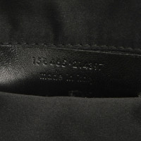 Yves Saint Laurent Muse aus Leder in Schwarz