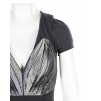 Donna Karan Kleid aus Seide in Grau