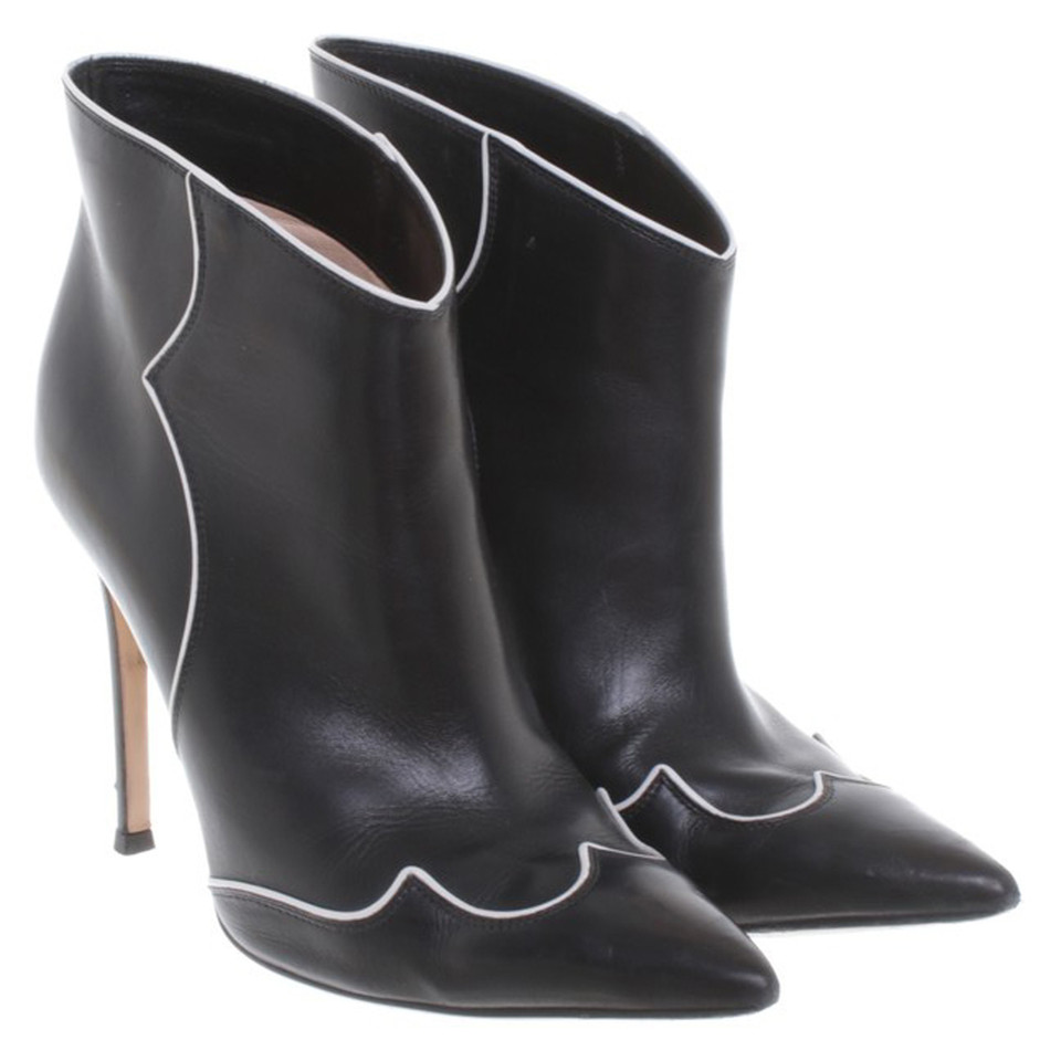 Gianvito Rossi Ankle boots in black/white