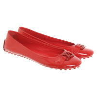 Louis Vuitton Slipper/Ballerinas aus Lackleder in Rot