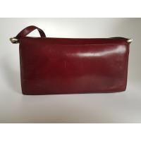 Aigner Shoulder bag Leather in Bordeaux