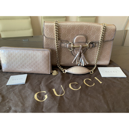 Gucci Emily Chain Strap Patent leather in Pink
