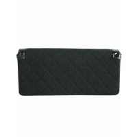 Chanel Clutch aus Canvas in Schwarz