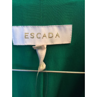 Escada Jacke/Mantel aus Seide in Grün
