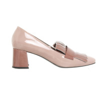 Marc Cain Pumps/Peeptoes aus Lackleder in Rosa / Pink