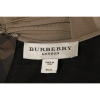 Burberry Robe en Viscose en Beige