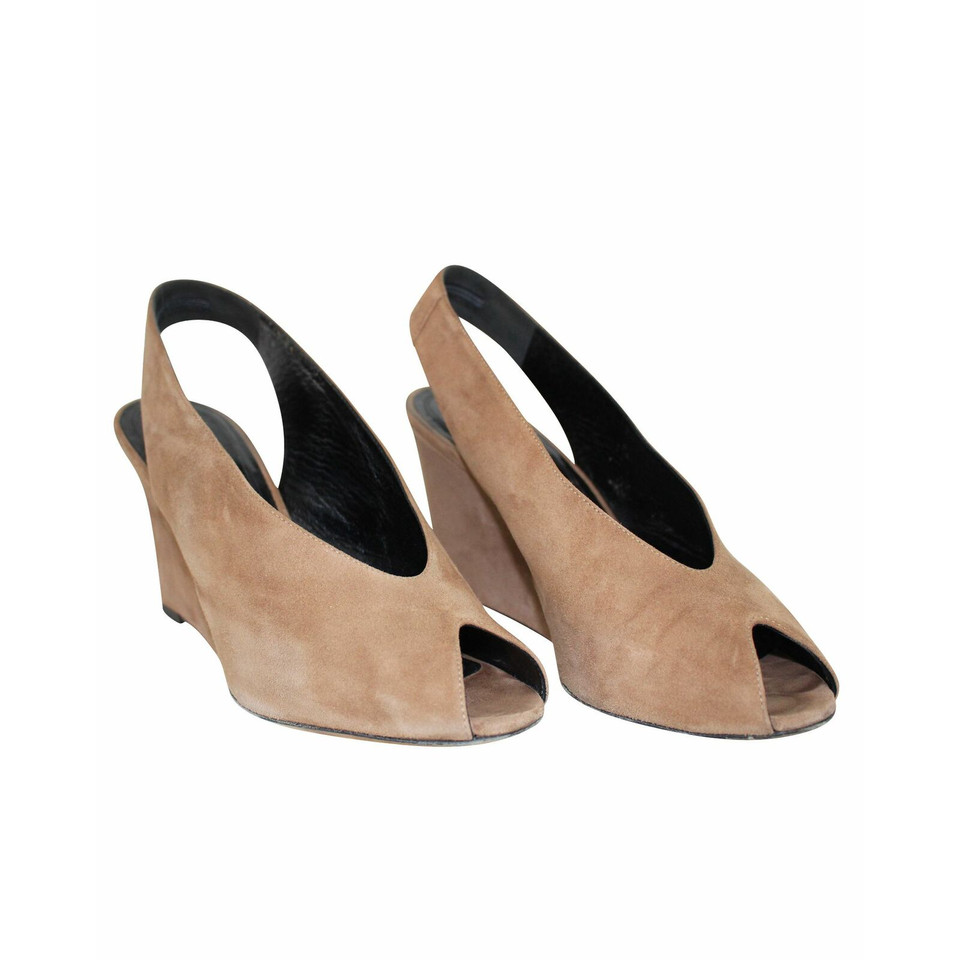 Céline Wedges aus Wildleder in Nude