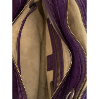 Versace Handtasche aus Leder in Violett