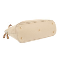 Gucci Handtasche aus Wildleder in Beige