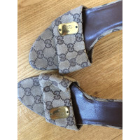 Gucci Sandalen Canvas in Bruin