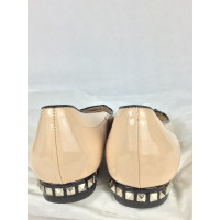 Charlotte Olympia Slippers/Ballerinas Patent leather in Nude
