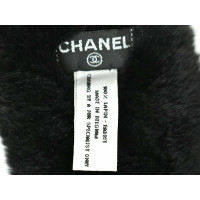Chanel Armreif/Armband aus Pelz in Schwarz