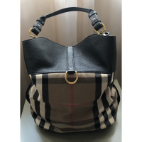 Burberry Handbag Leather in Black