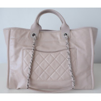 Chanel Deauville Maxi Tote Leather in Nude