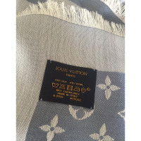 Louis Vuitton Monogram Tuch in Seta in Blu