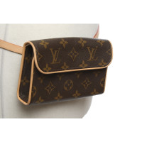 Louis Vuitton Umhängetasche aus Canvas