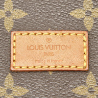 Louis Vuitton Saumur Canvas in Bruin