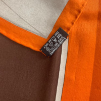 Hermès Carré 70x70 en Soie en Orange