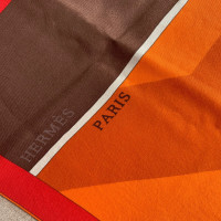 Hermès Carré 70x70 en Soie en Orange